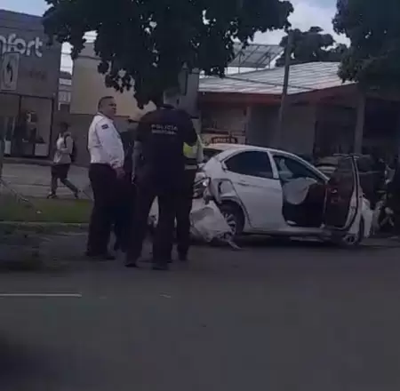 Choque m�ltiple en el bulevar Navarrete