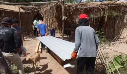 Apoyos a familias afectadas por el hurac�n Polo