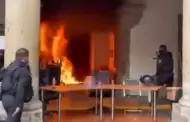 Violencia en marcha por el agua; incendian acceso al Congreso de Jalisco