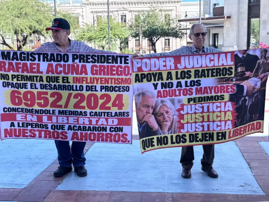 pensionados y jubilados, que señalan haber sido víctimas de fraude