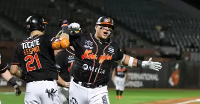 Naranjeros contra Jaguares de Nayarit