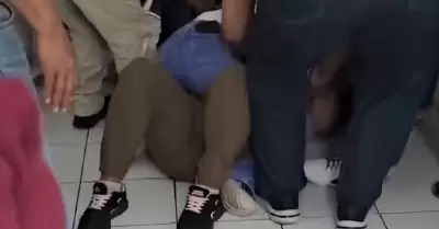 Pelea entre enfermeras