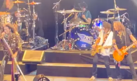 Johnny Depp junto a Aerosmith
